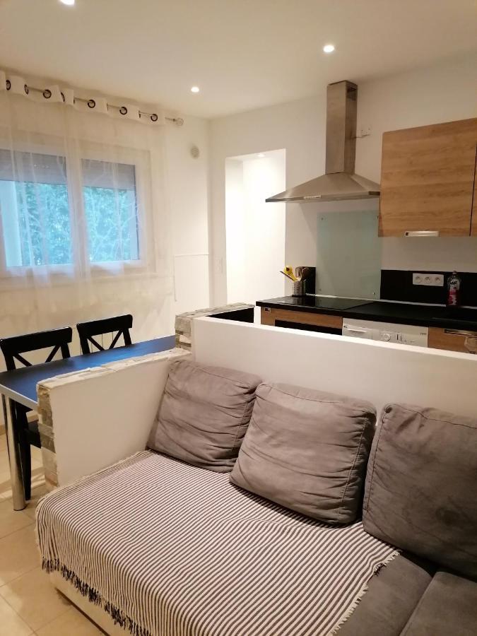 Appartement T2 Rez De Villa Proche Bord De Mer Le Pradet Exteriör bild